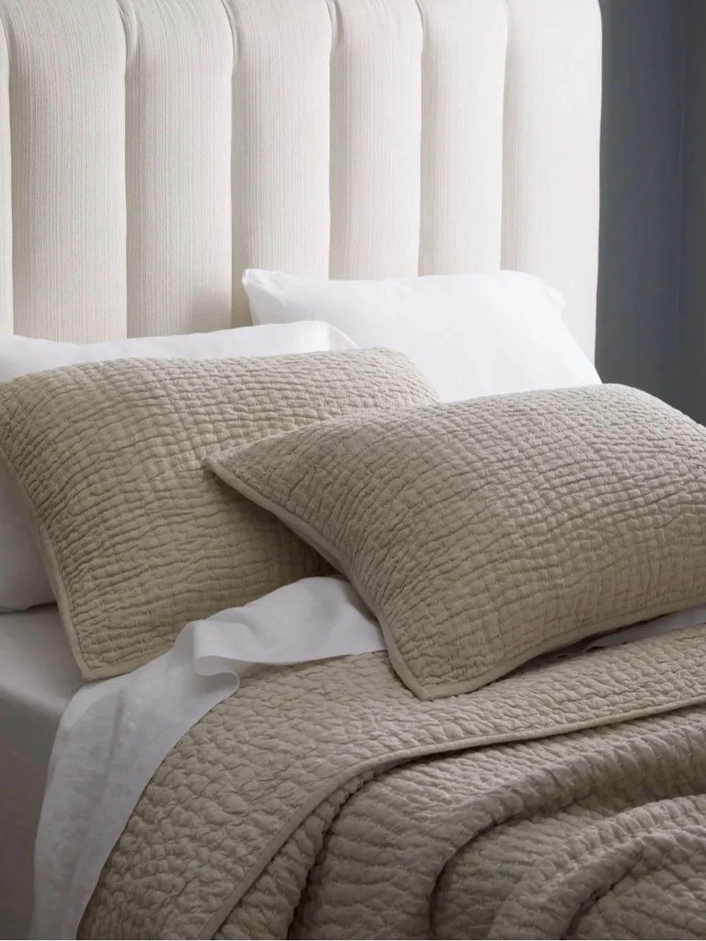 Quince NWT European Linen cotton stitch Quilt set with Sham covers (2) Natural